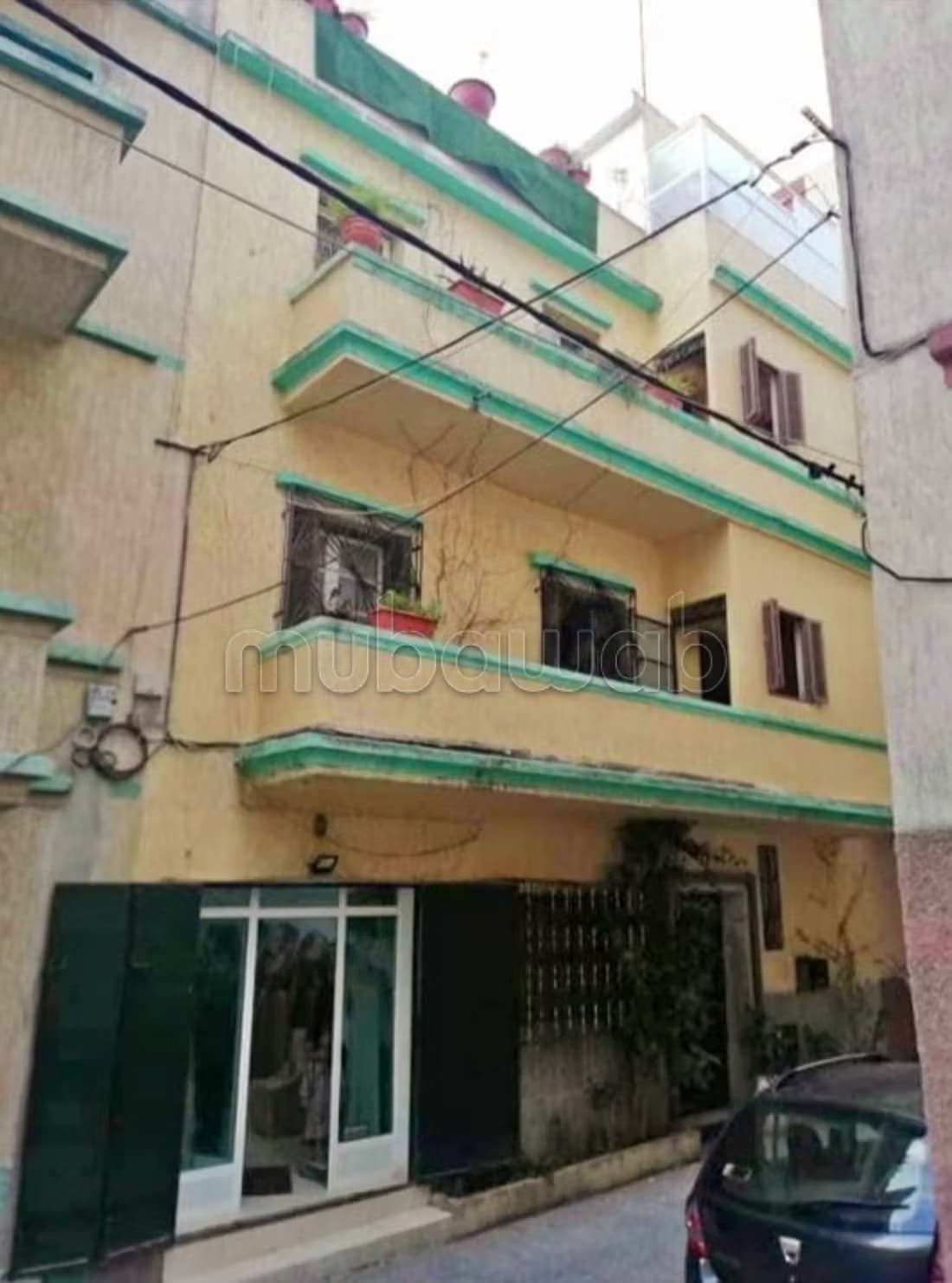 Très belle maison en vente à Hay El Boughaz. 3 pièces confor...