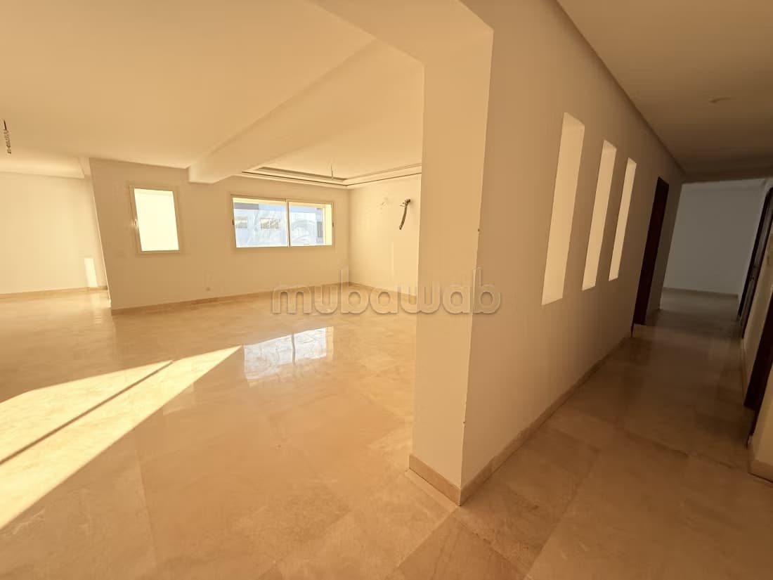 Appartement 210 m2 3 chambres 3 salons Hay Riad