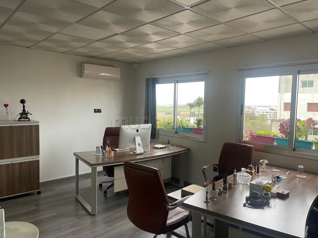 Bureau meublé a louer 7eme Etage