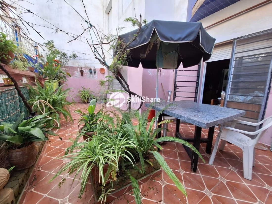 Appartement à vendre 110 m² avec terrasse Al Qods