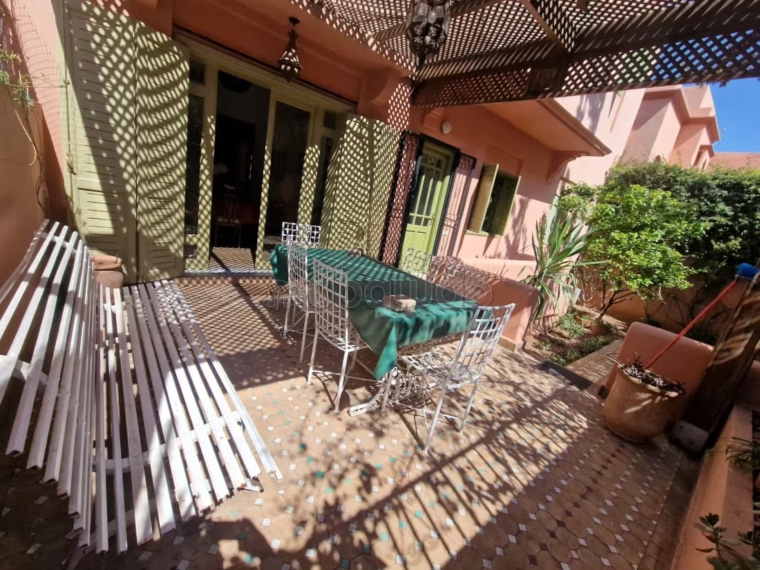 Coquette Villa de ville avec jardin et terrasse