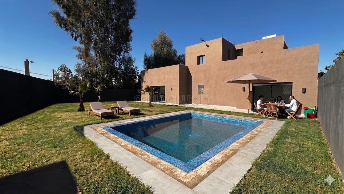 Coquette villa de compagne titré à vendre