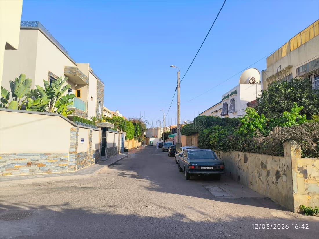 Villa à vendre de 233 m² près de Carrefour Agadir