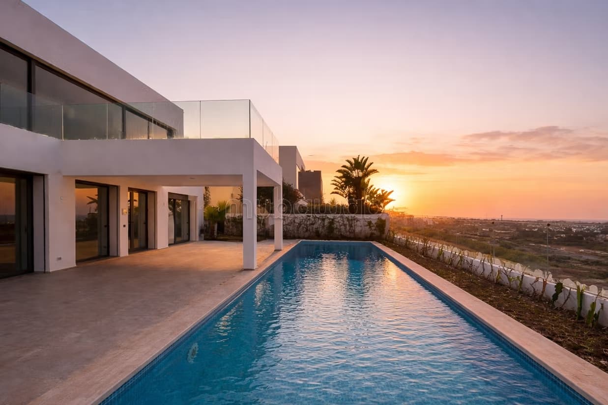 Exceptionnelle Villa vue panoramique mer I Ascenseur I Ain D...