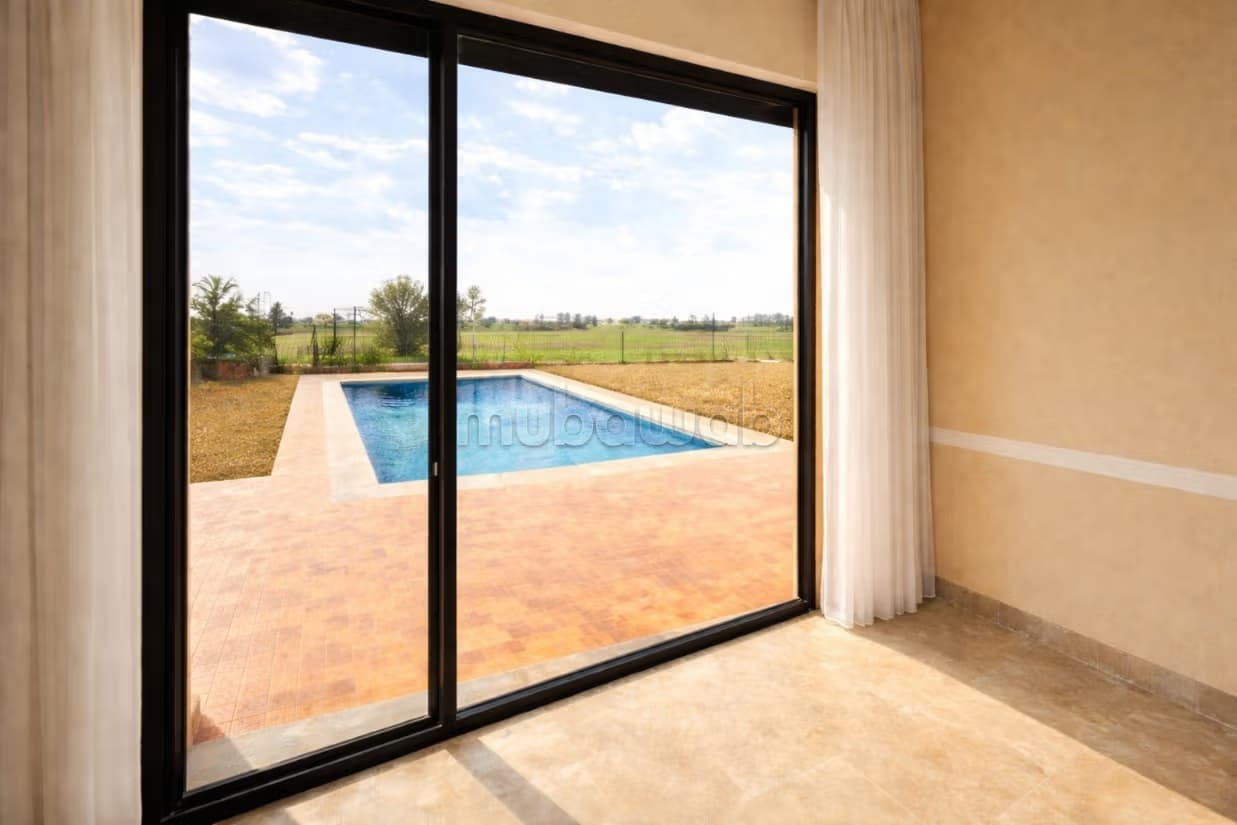 Maison de luxe à louer à Route de l'Ourika. 6 pièces confort...