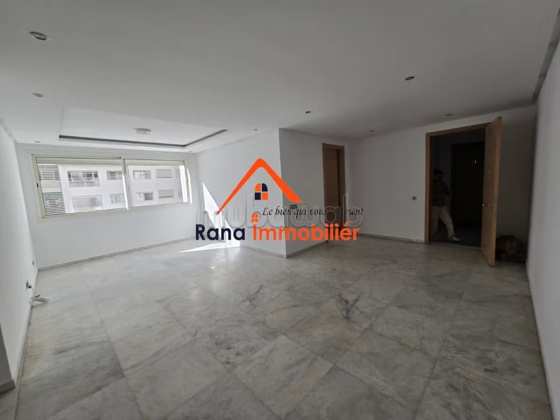 Appartement vide à louer sur Hay Riad Prestigia