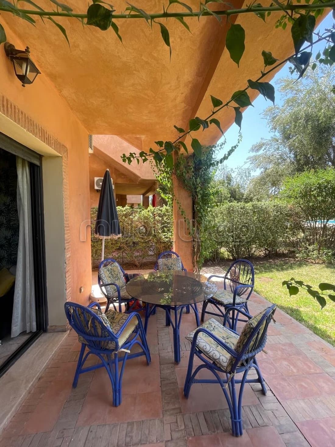 Superbe appartement RDC avec terrasse & accès jardin – Résid...