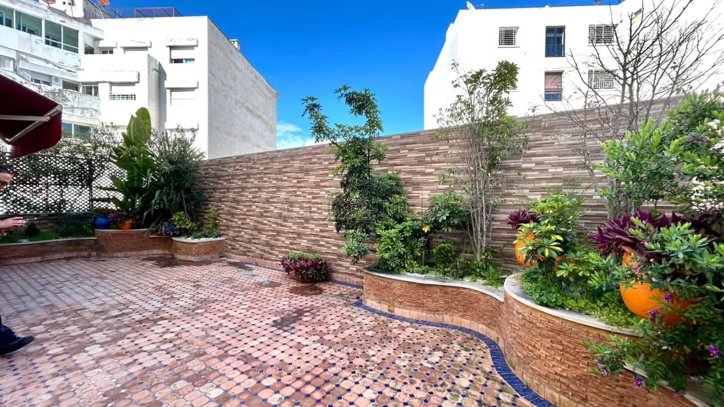 Appartement en vente à Racine. 5 pièces. Résidence avec conc...