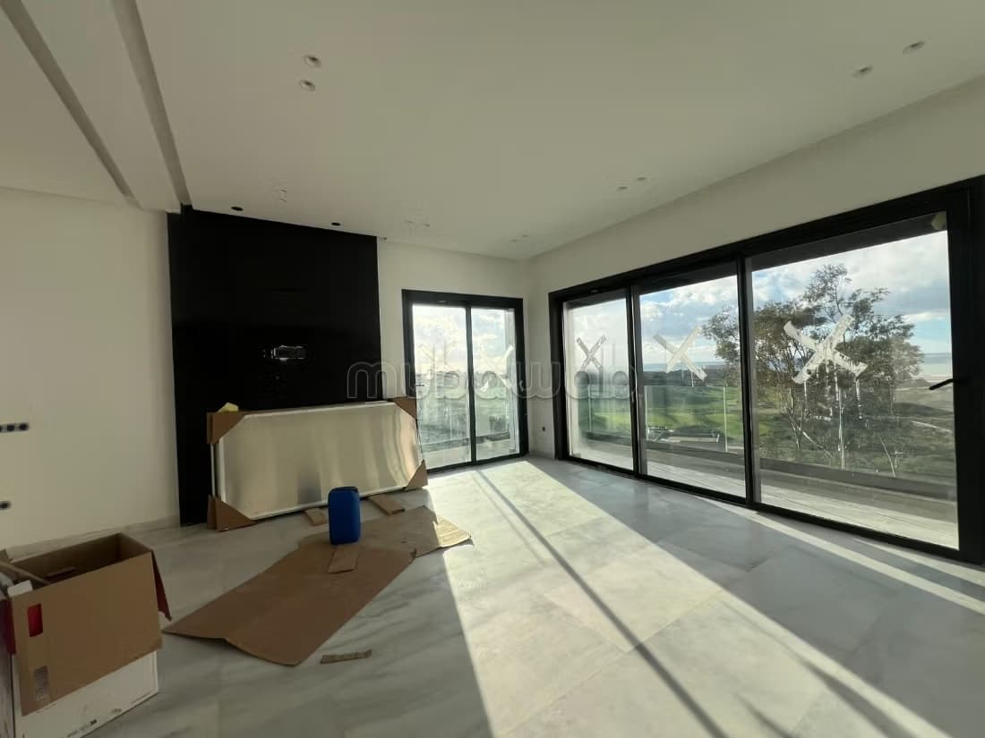 Superbe villa vide vue mer avec piscine a Mediouna