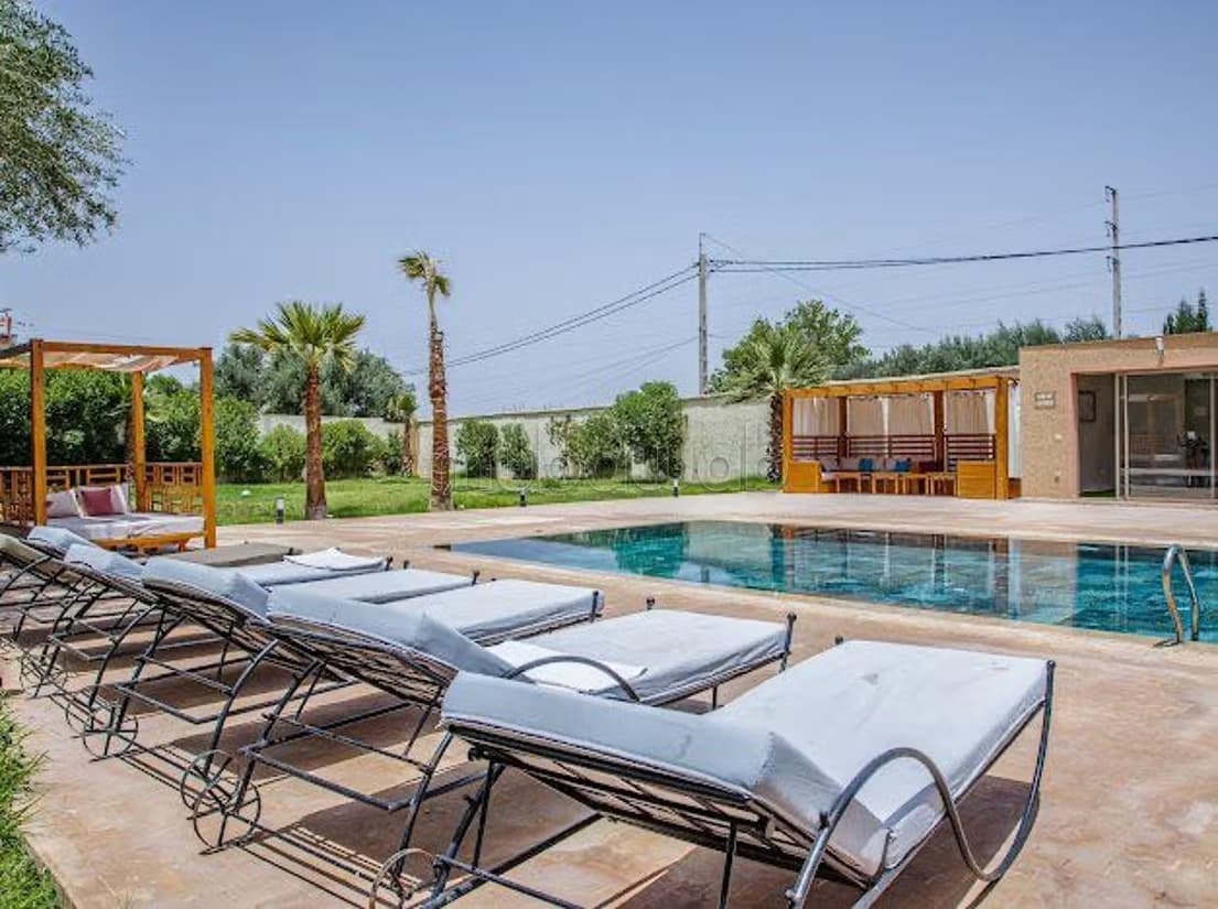 Villa de luxe à vendre avec VNA à Route de Fez. 10 belles ch...