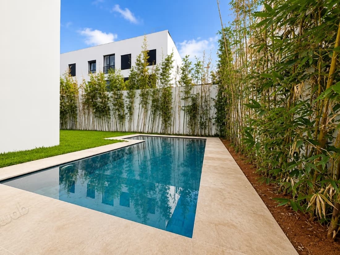 Appartement d’exception à vendre en rez de jardin avec pisci...