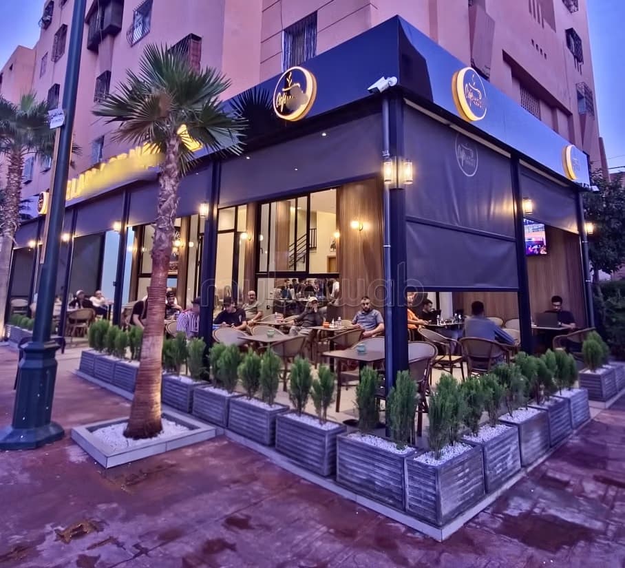 Café moderne équipé à vendre à Mhamid Marrakech