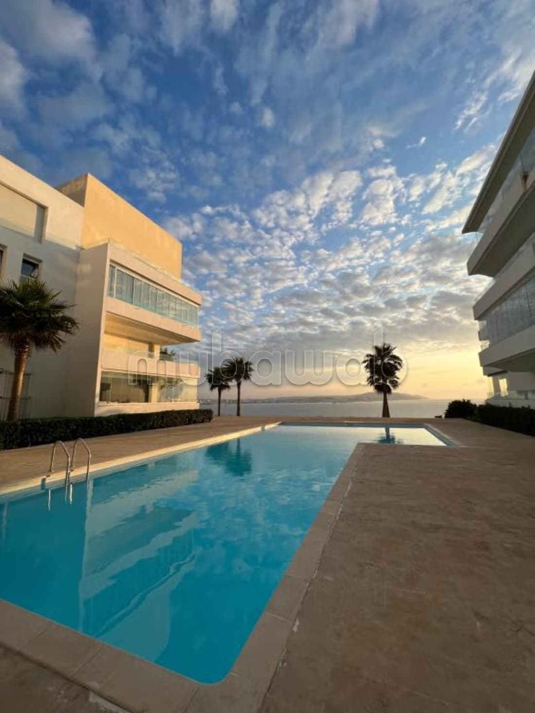 Luxueux appartement à louer vue mére