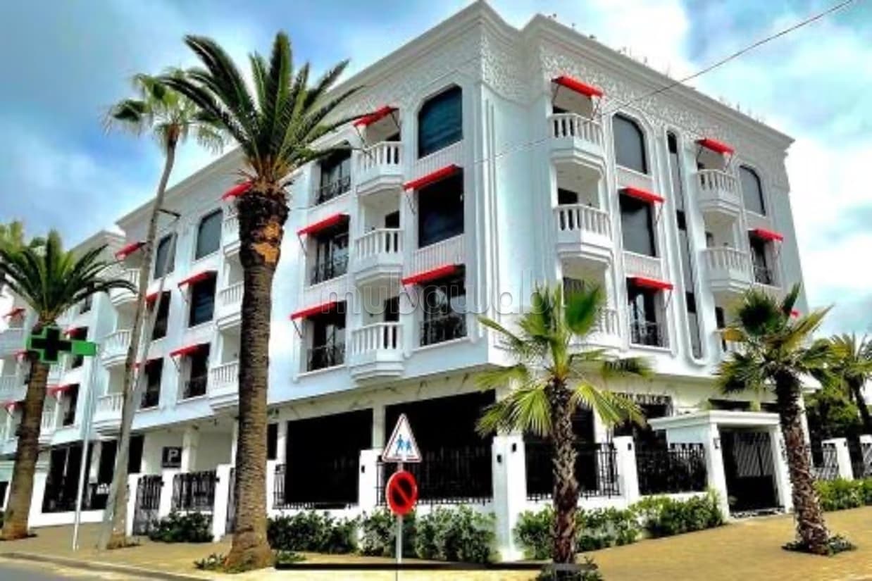 A vendre Superbe studio meublé avec vue dégagée à Ain Diab /...