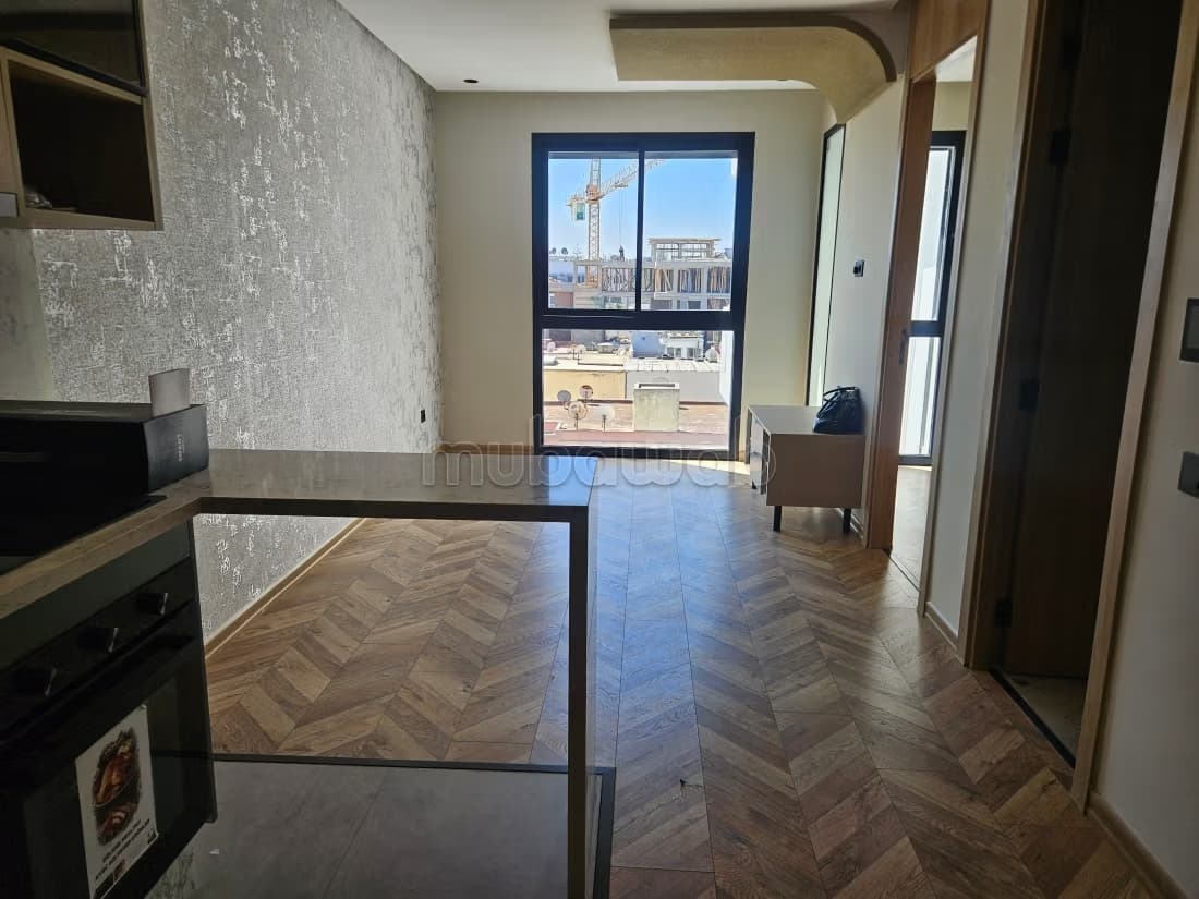 Appartement en location à Hermitage. Surface de 41 m². Fenêt...