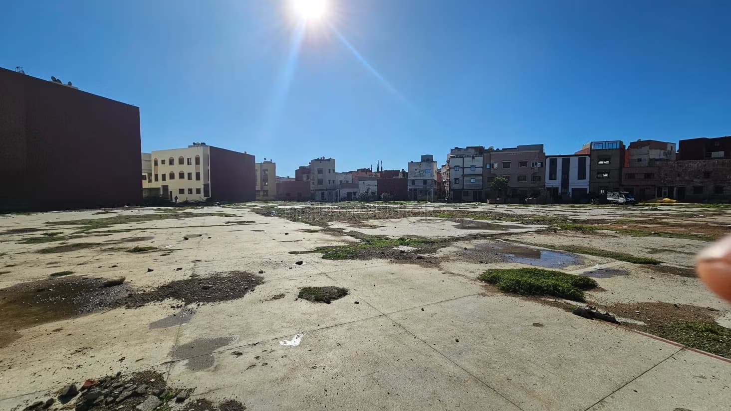 Vente de terrain en bord de mer. Boulevard Ennasr. Derb Si...