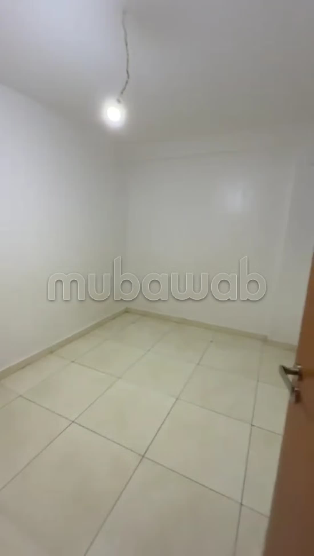 Location d'un appartement à Branes 1.2 chambres. Antenne par...
