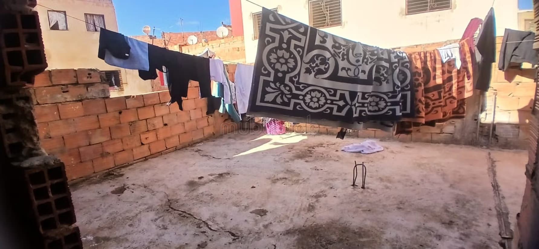 Vente d'un bel appartement à Sidi bouzekri. 2 chambres agréa...