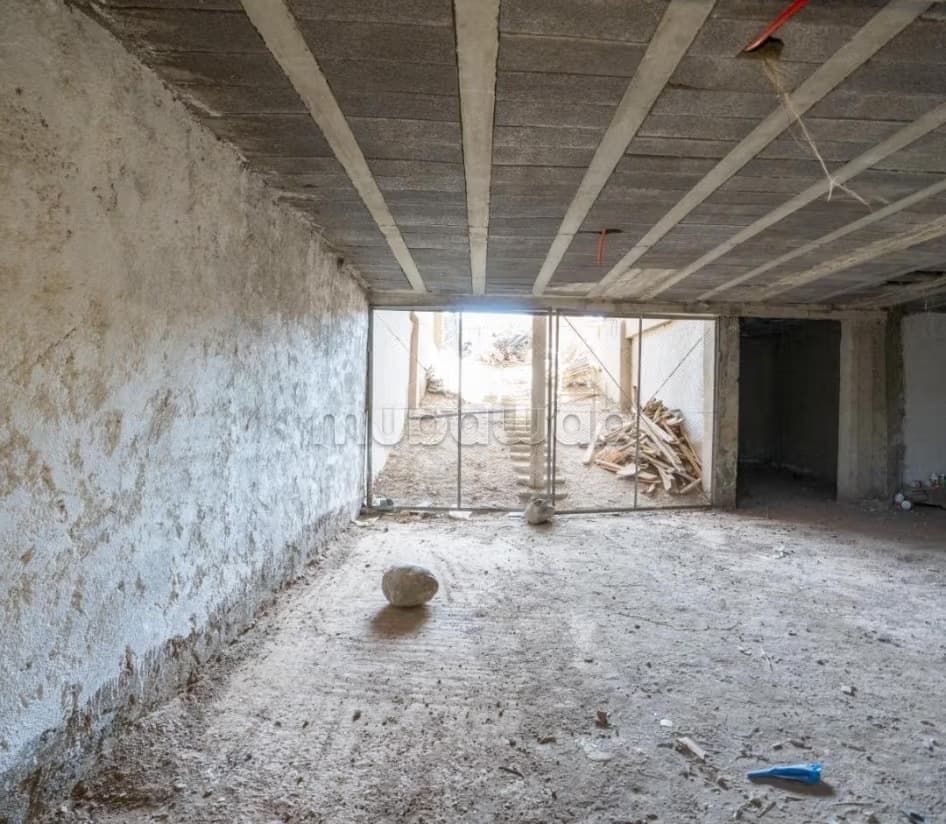 Local commercial, dépôt, magasin 2100 m² à mhamid Marrakech