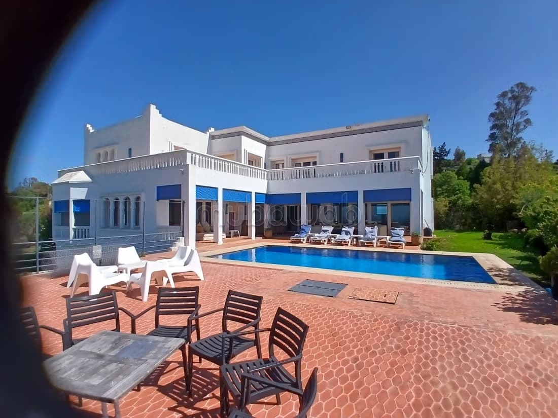 Superbe villa vue mer