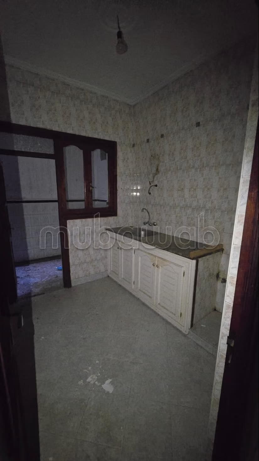 Superbe appartement à vendre à Ziana. 1 belle chambre. Conci...