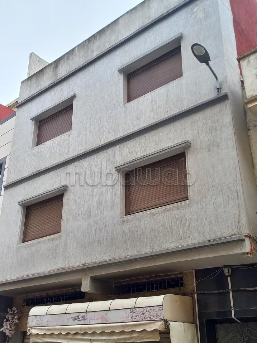 Garage plus deux étages