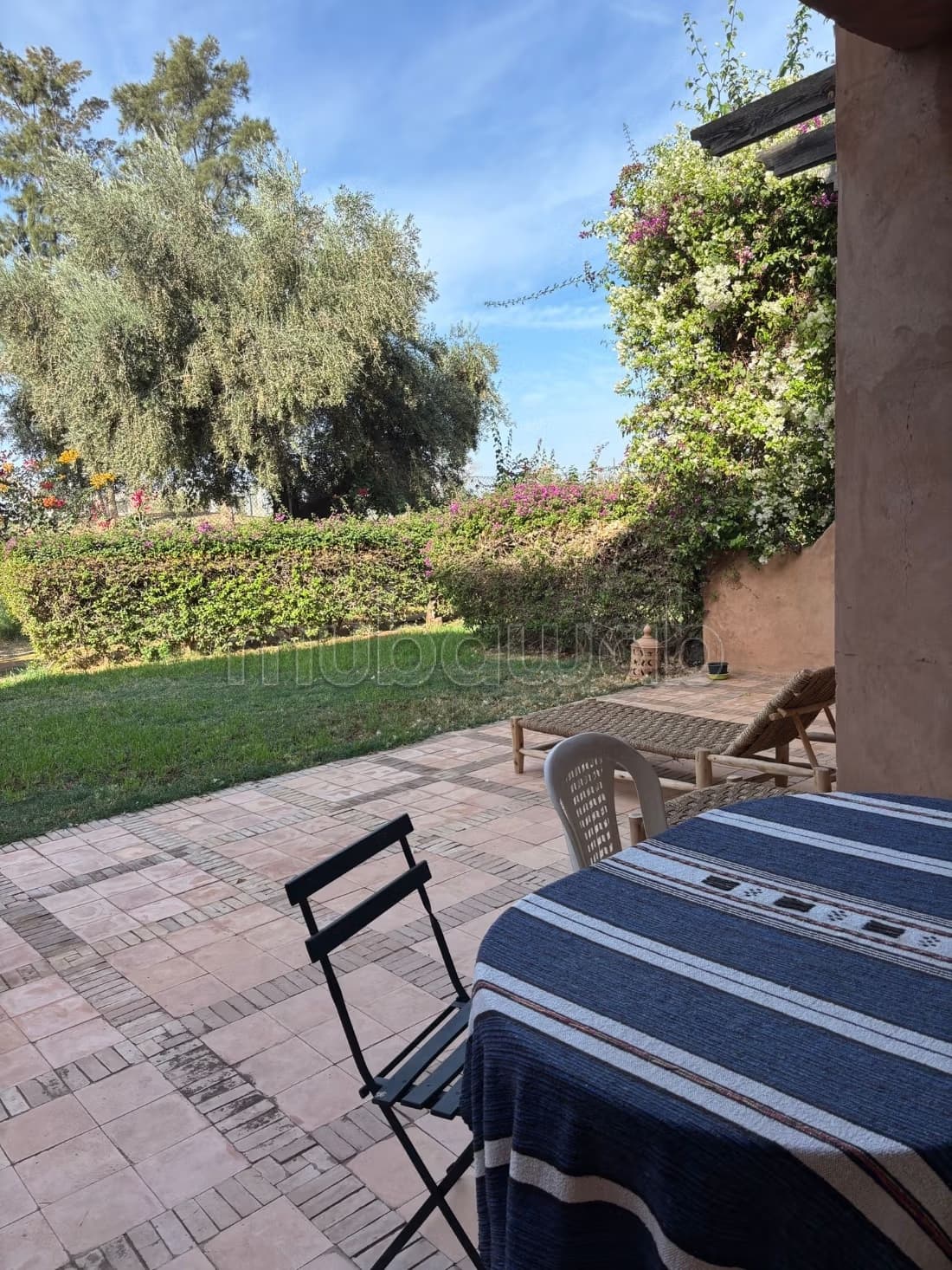 Appartement 1 chambre avec jardin privée