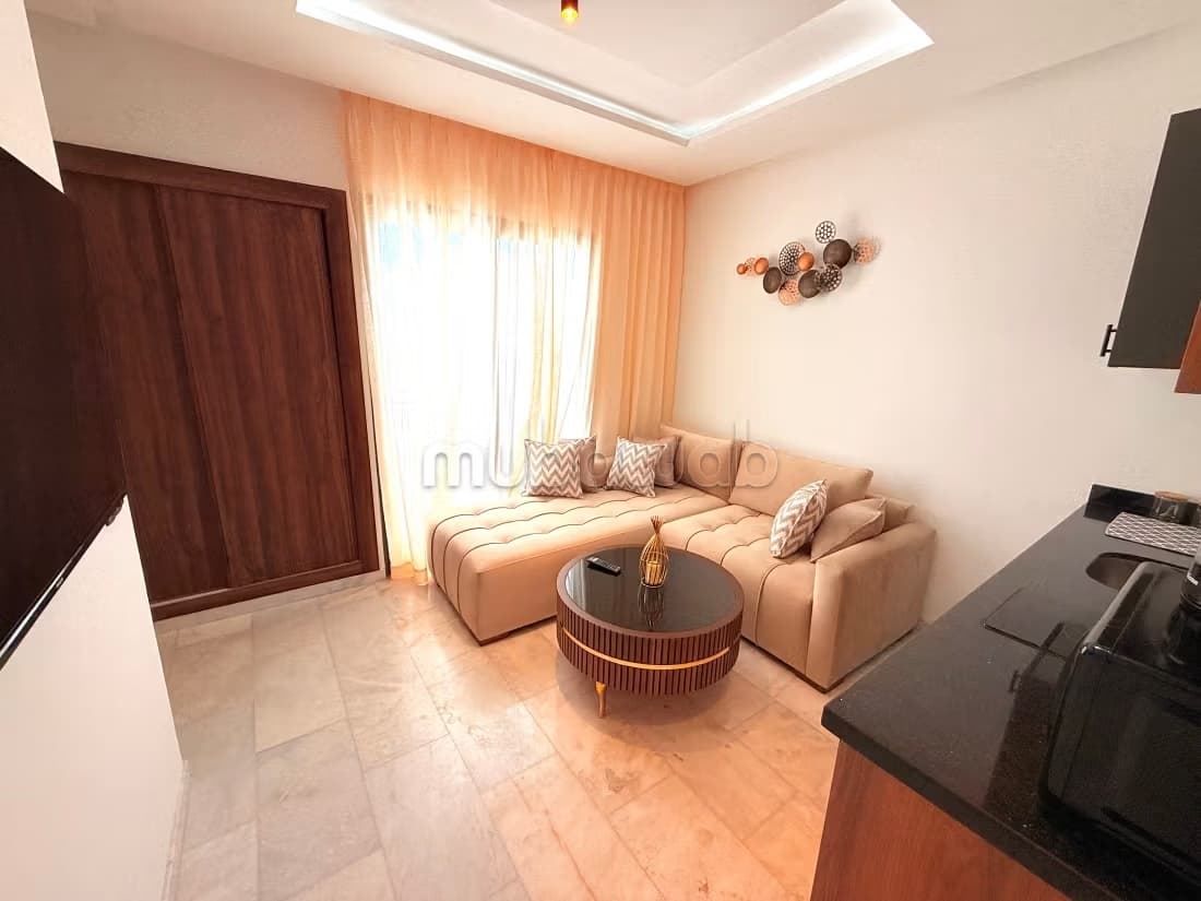 Studio à louer – Palmier Maarif, Quartier premium