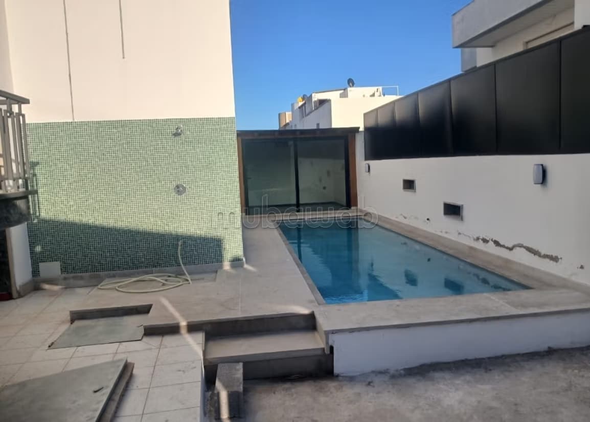Villa vue sur mer avec piscine et jardin