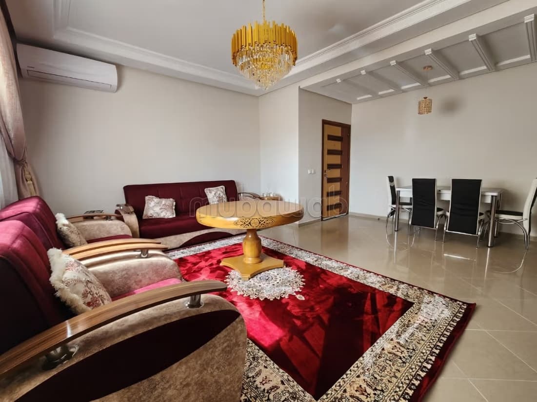 Bel appartement idéalement situé sur l'Avenue Moukawama