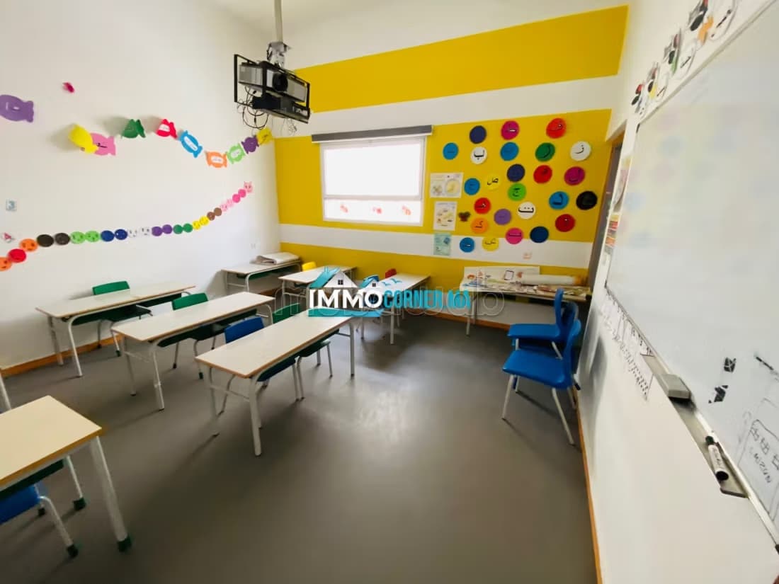 École équipée à vendre – branes, tanger