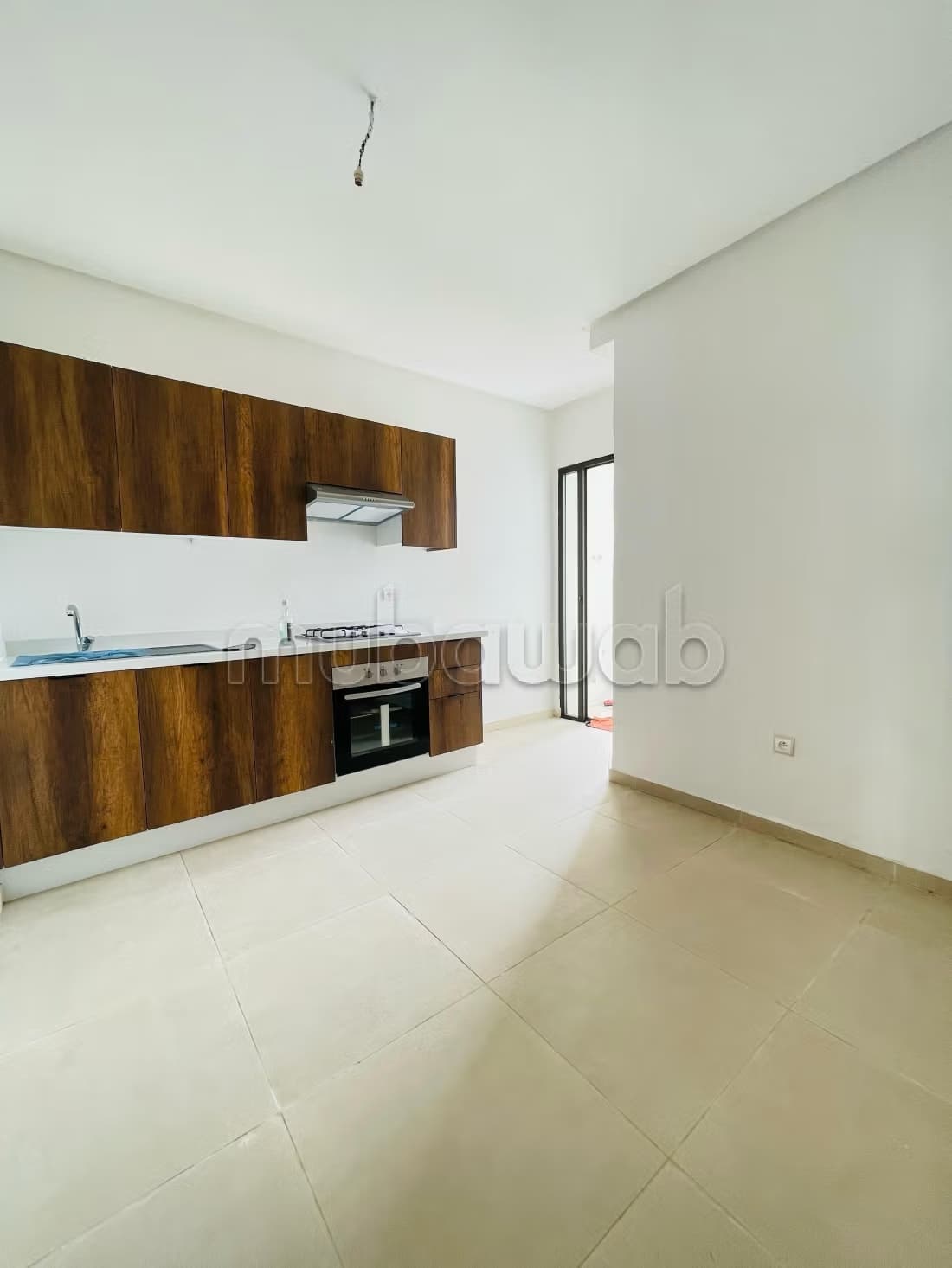 Trois chambres salon à hay laymoun