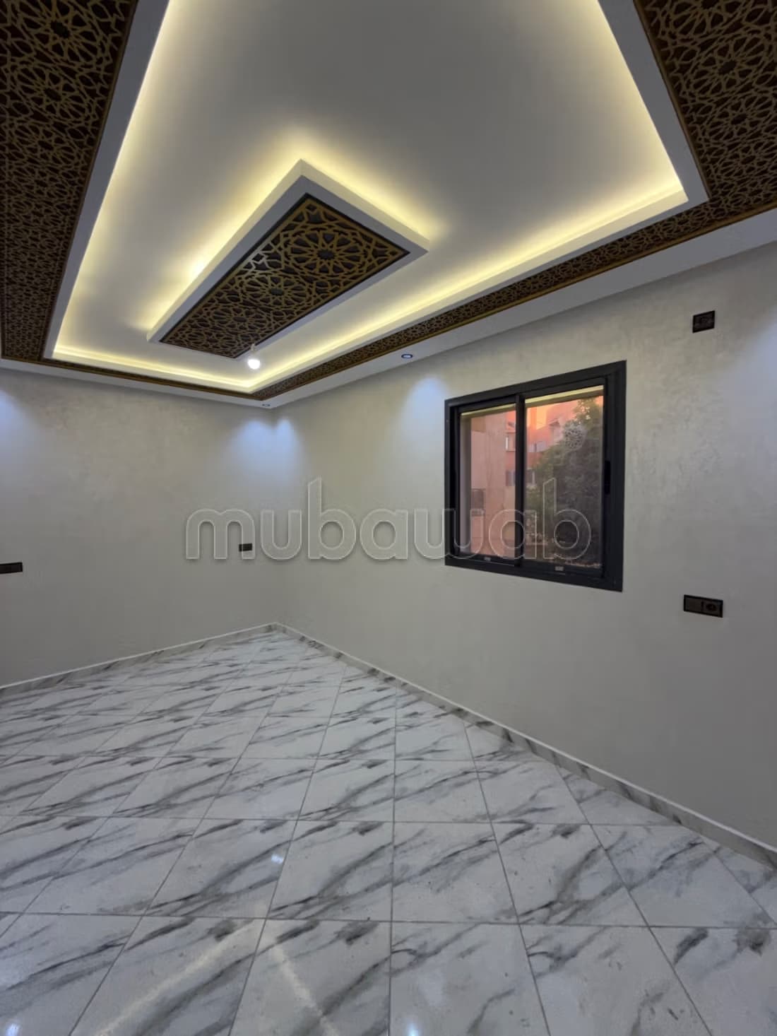 Appartement à vendre en Centre ville. 2 grandes pièces. Ga...