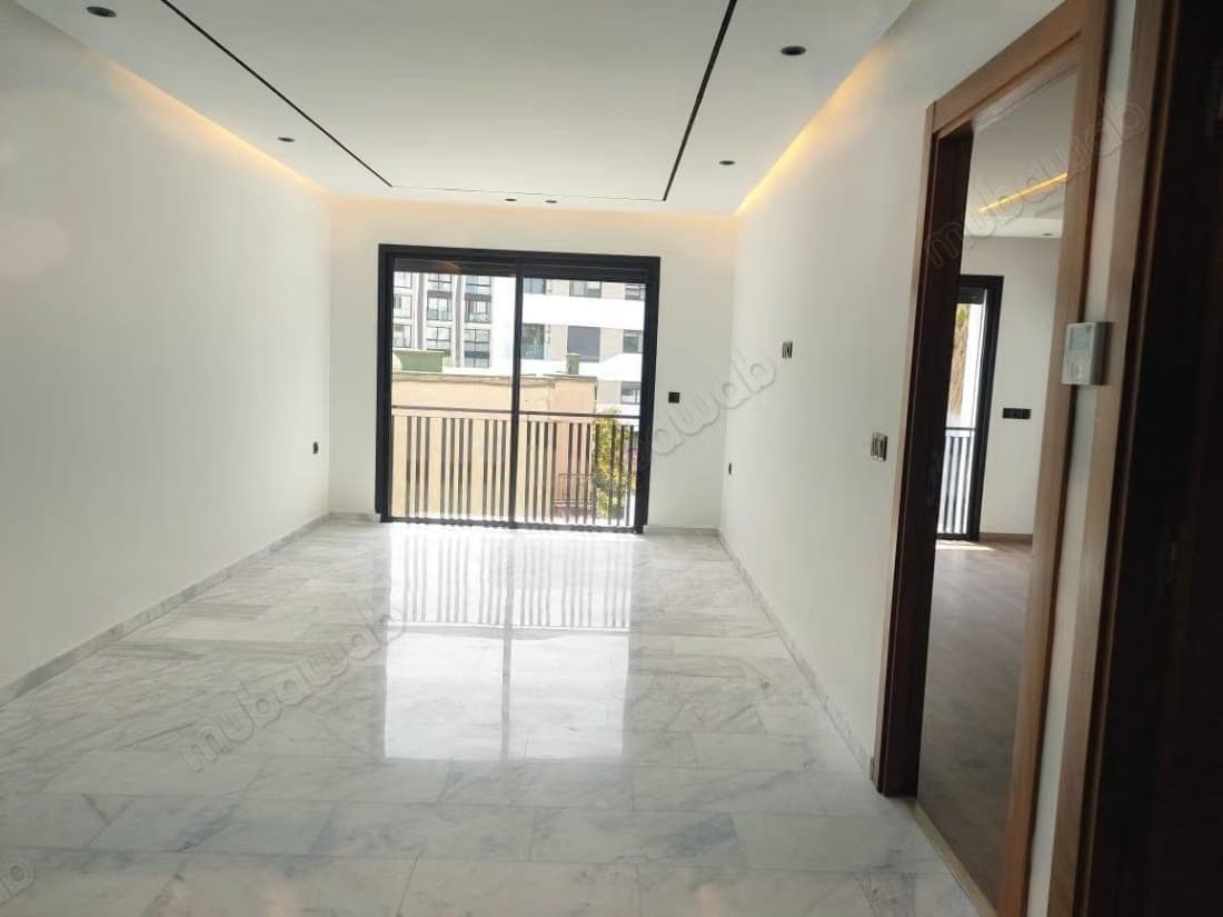 Studio vide 50m² Palmier TRAM 6300 Dh