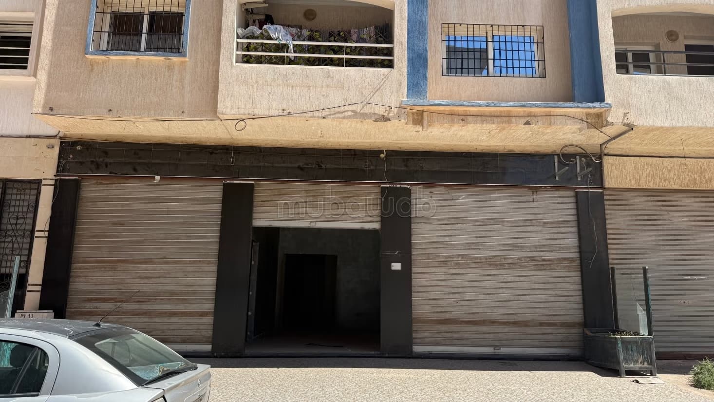 Louez ce local commercial à Hay Houda. Superficie 106 m²