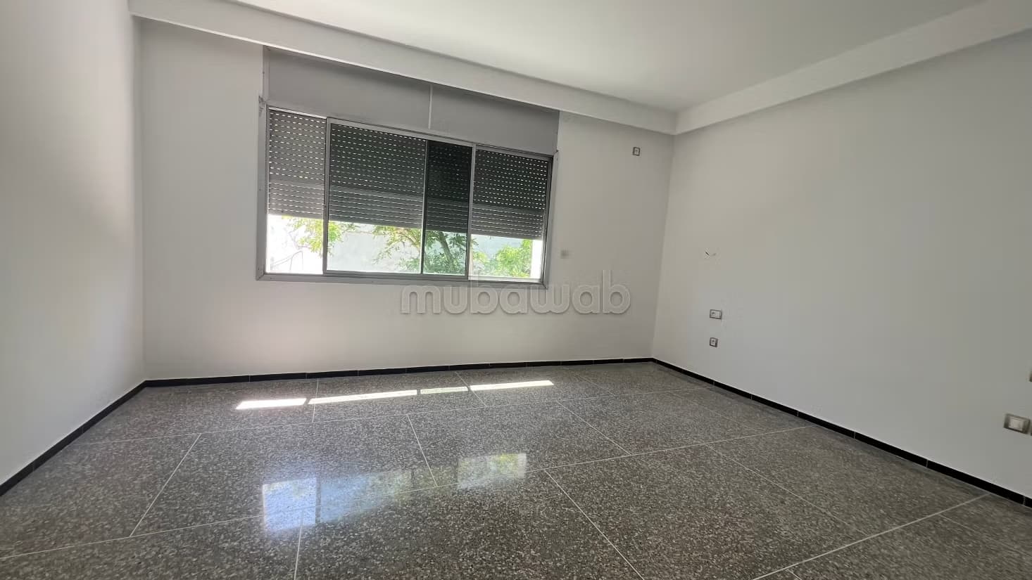 Villa spacieuse à louer – Quartier Les Orangers