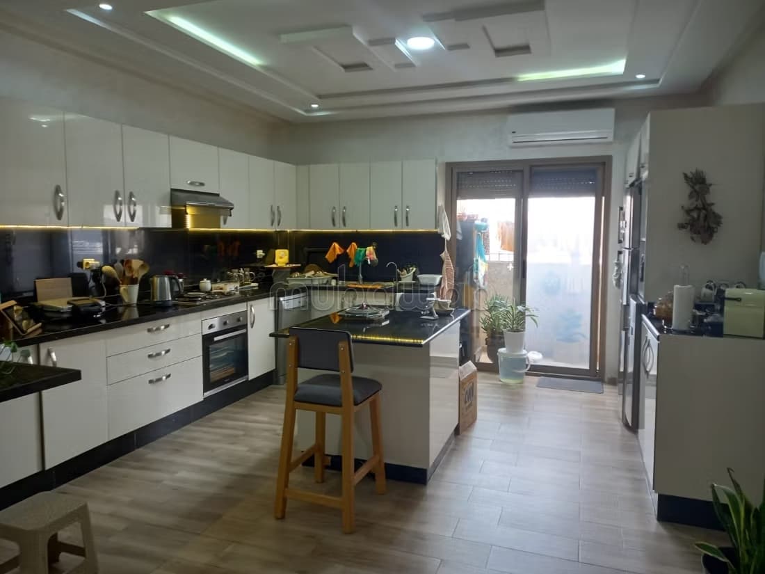 Appartement moderne bien ensoleillé