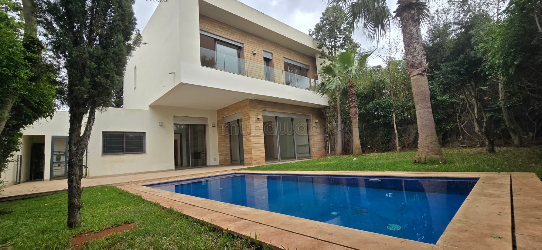 Luxueuse villa a louer sur californie