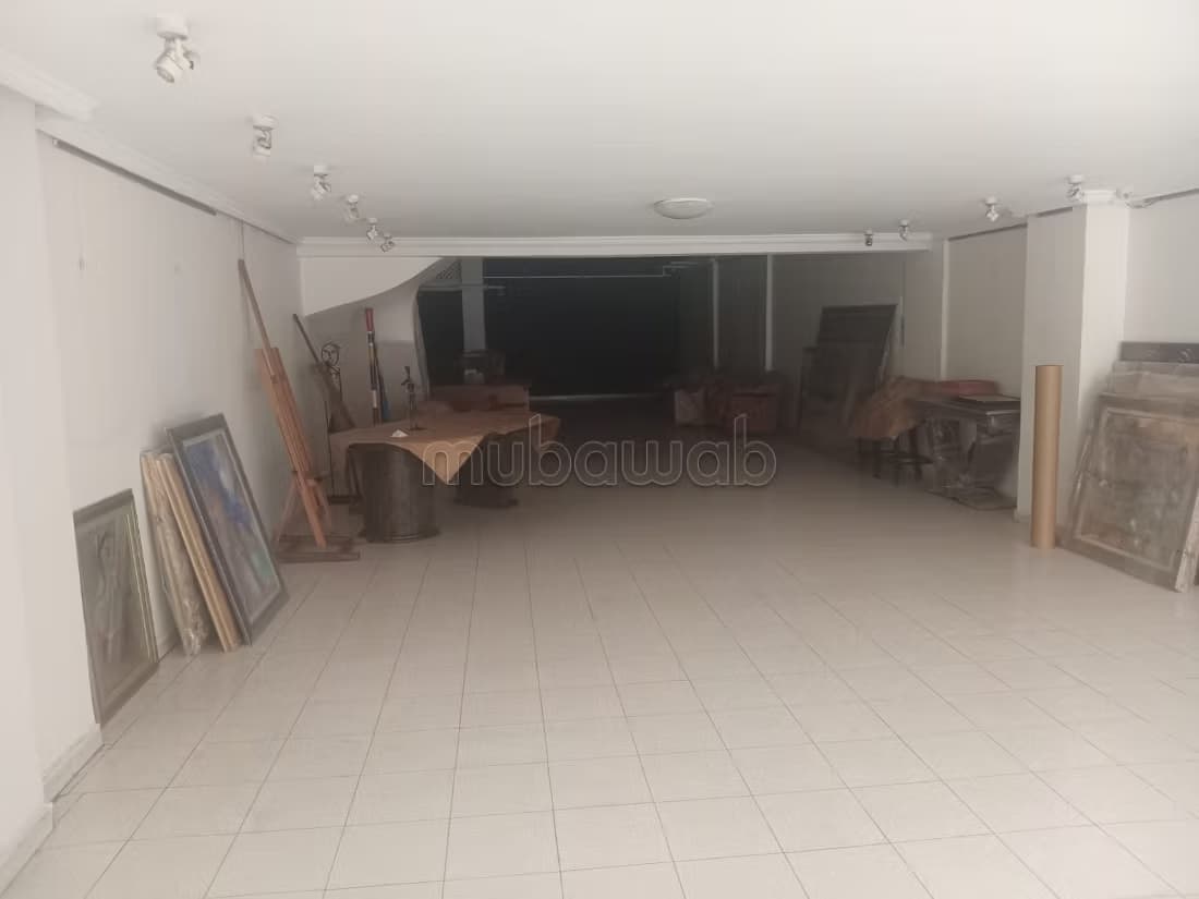 Local commercial a vendre