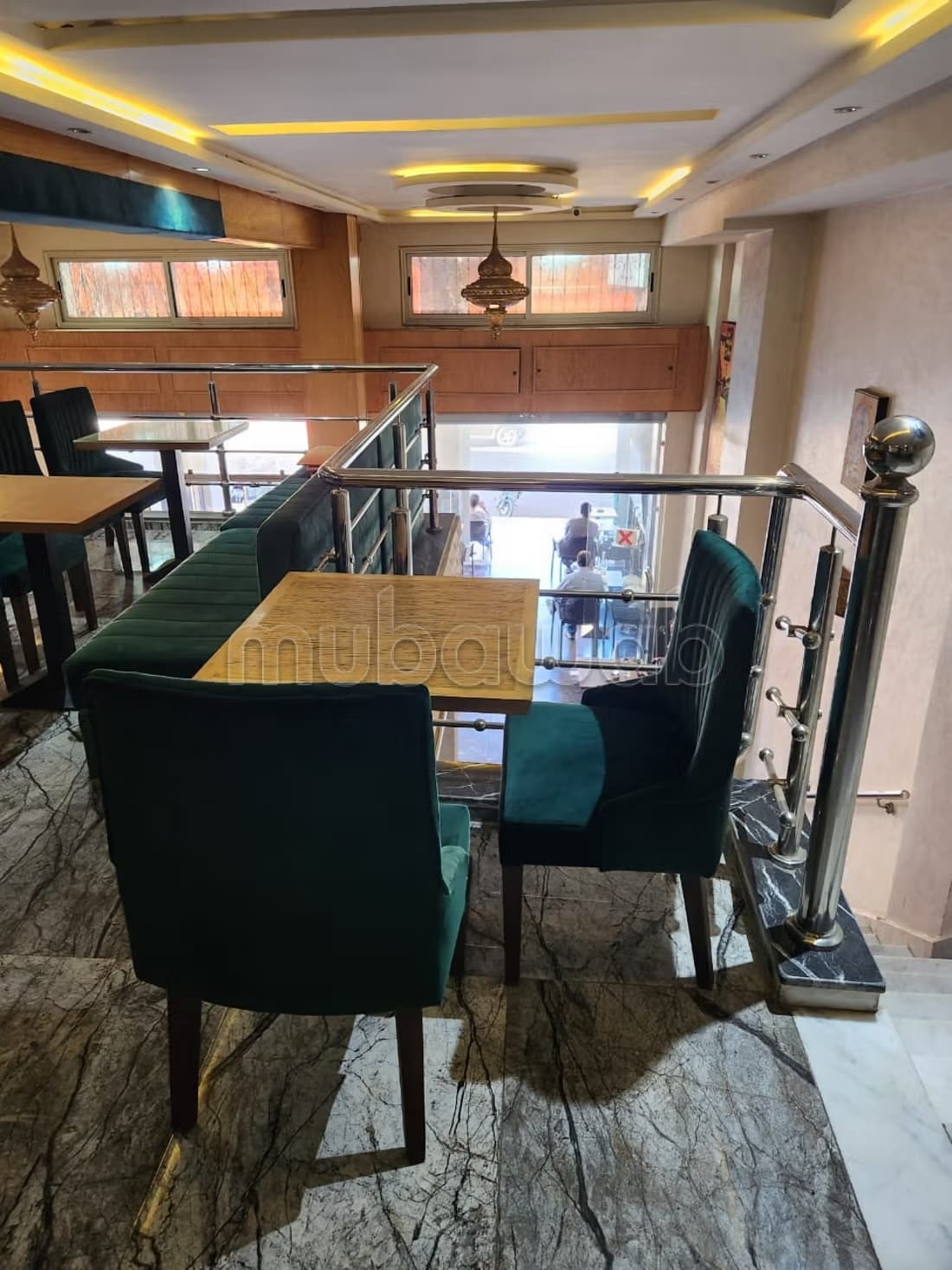 Café restaurant sur axe majeur – izdihar