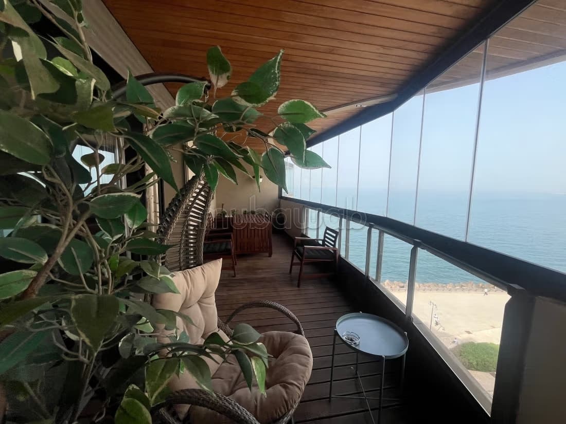 Bel appartement en location à Casablanca Marina. 2 chambres...