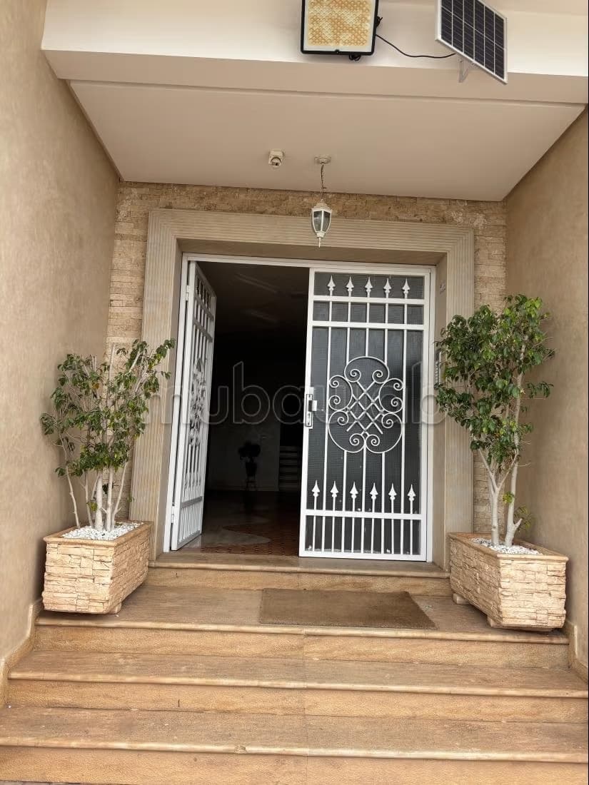 Apparemment à vendre Haj Kadour MEKNES