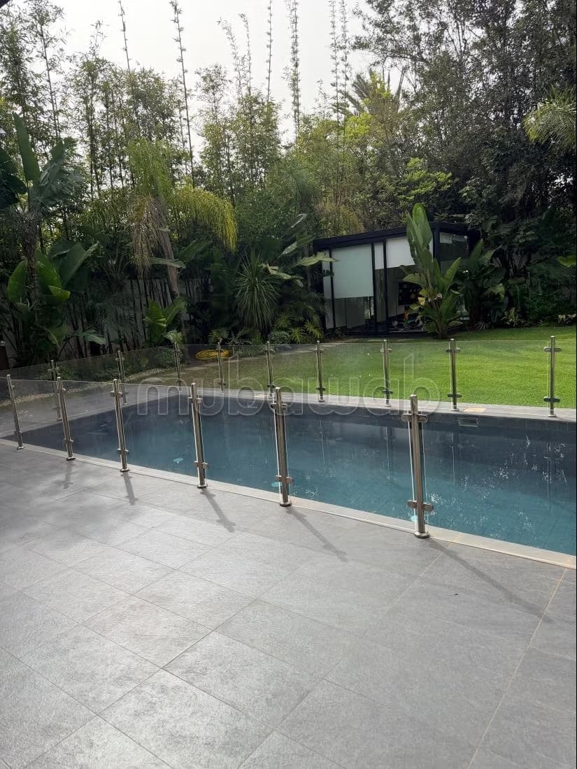 Longchamp – villa contemporaine – 4 suites – piscine