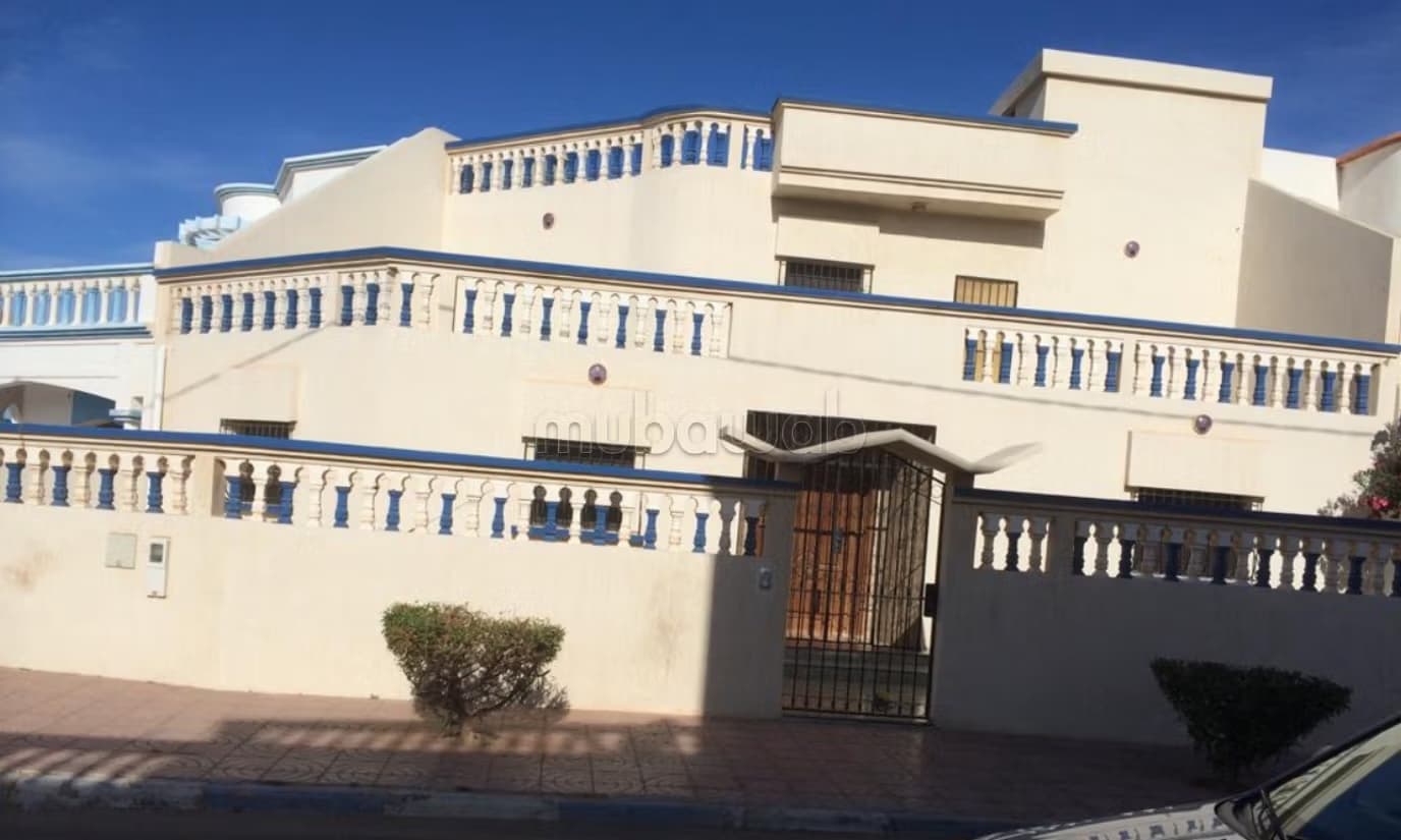 Très Belle Villa titrée plage mer Souiria Beach