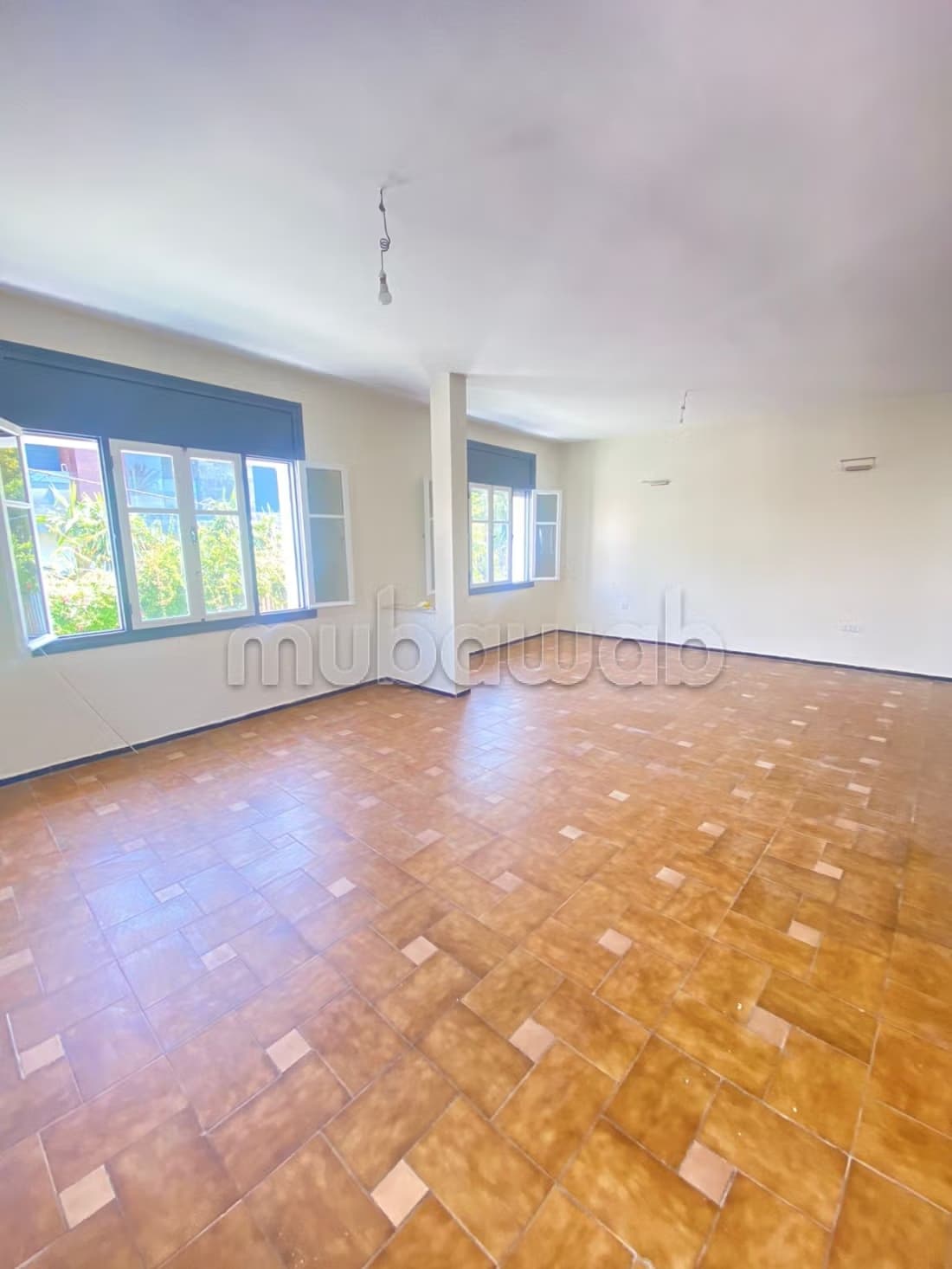 Étage villa en location