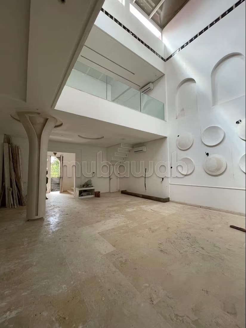 Élégante villa avec piscine et suites à Chrifia – Cadre calm...