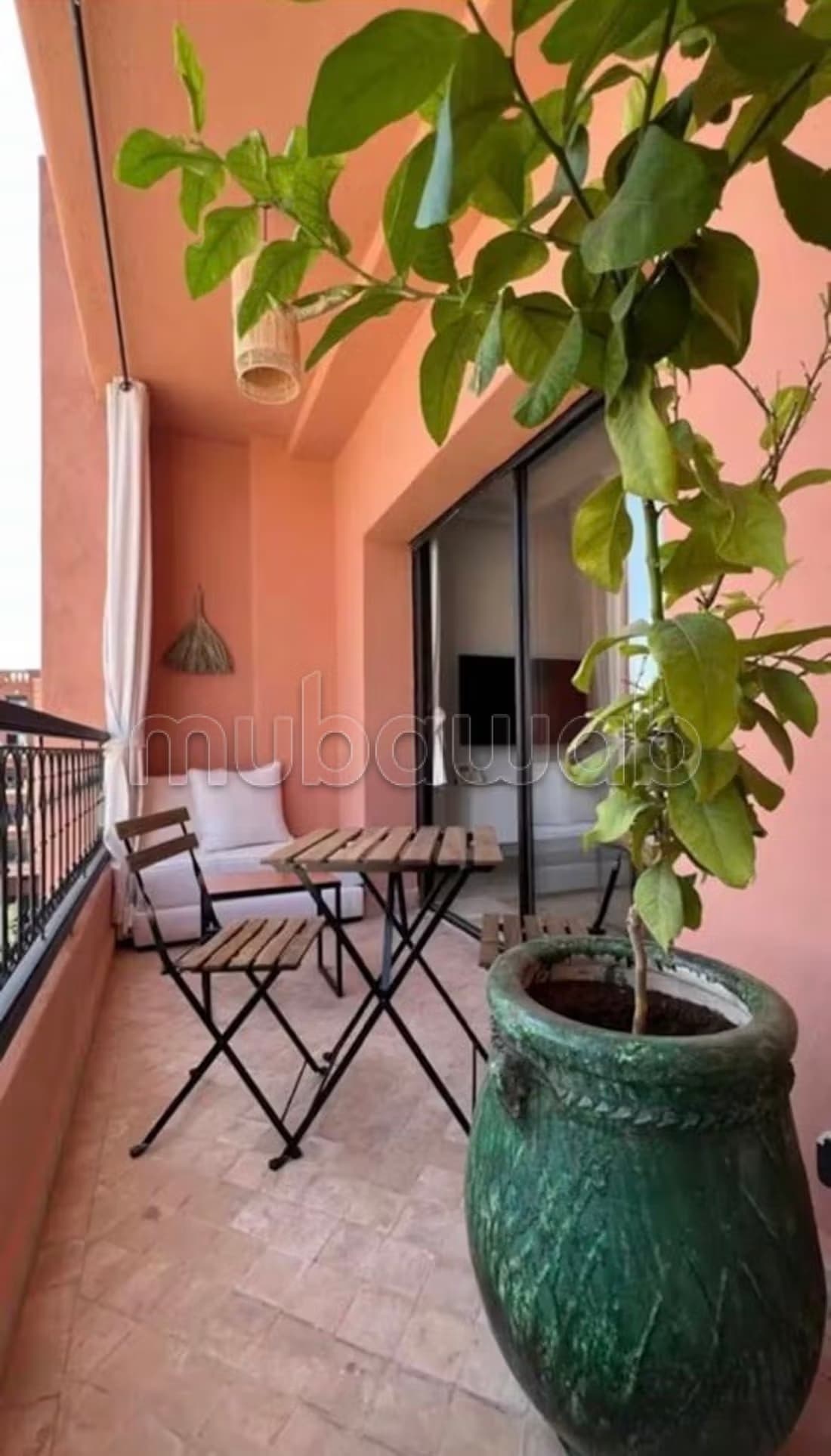 À VENDRE – Studio refait à neuf, Victor Hugo