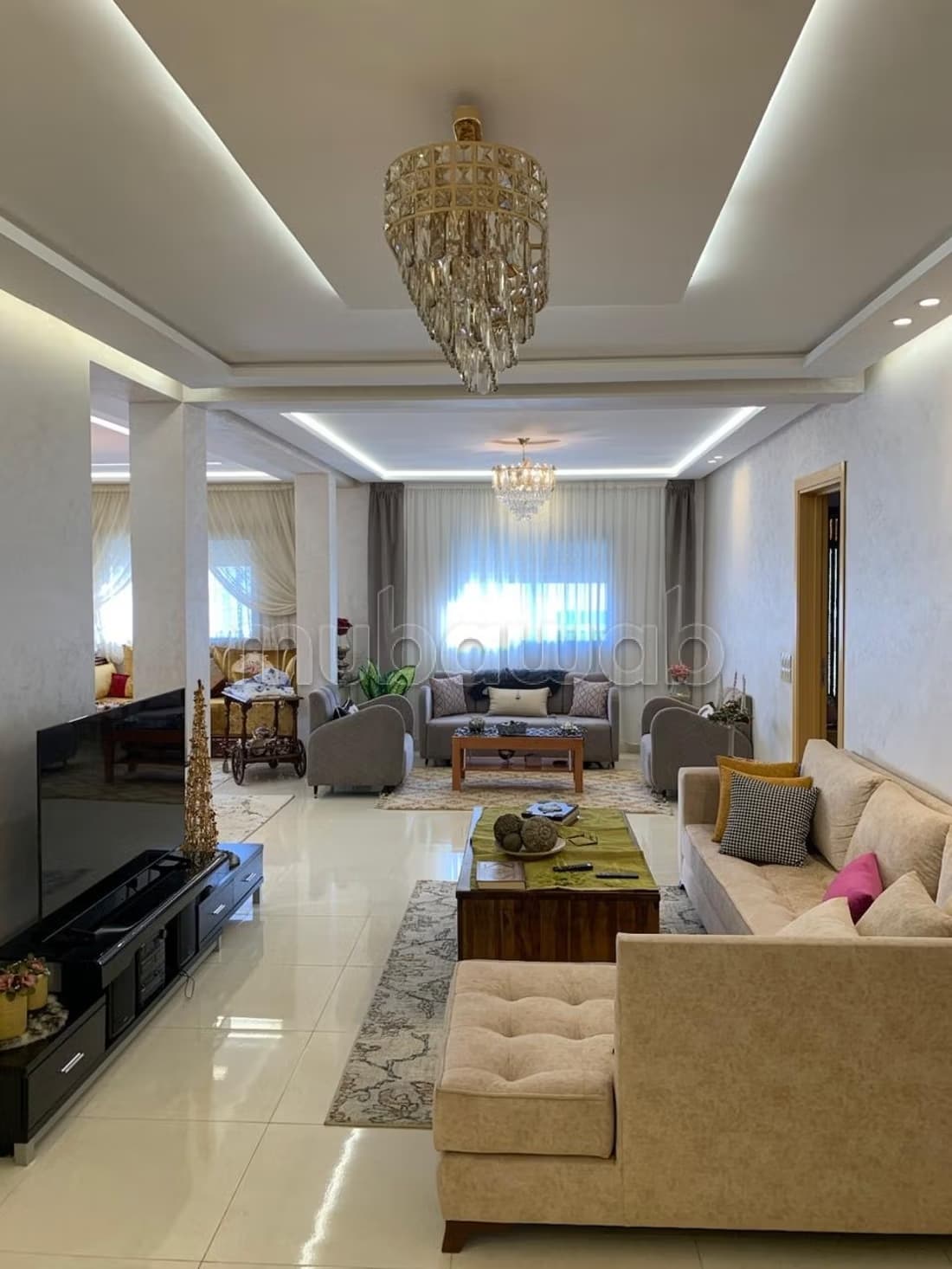 Apartment rond point Ajanif