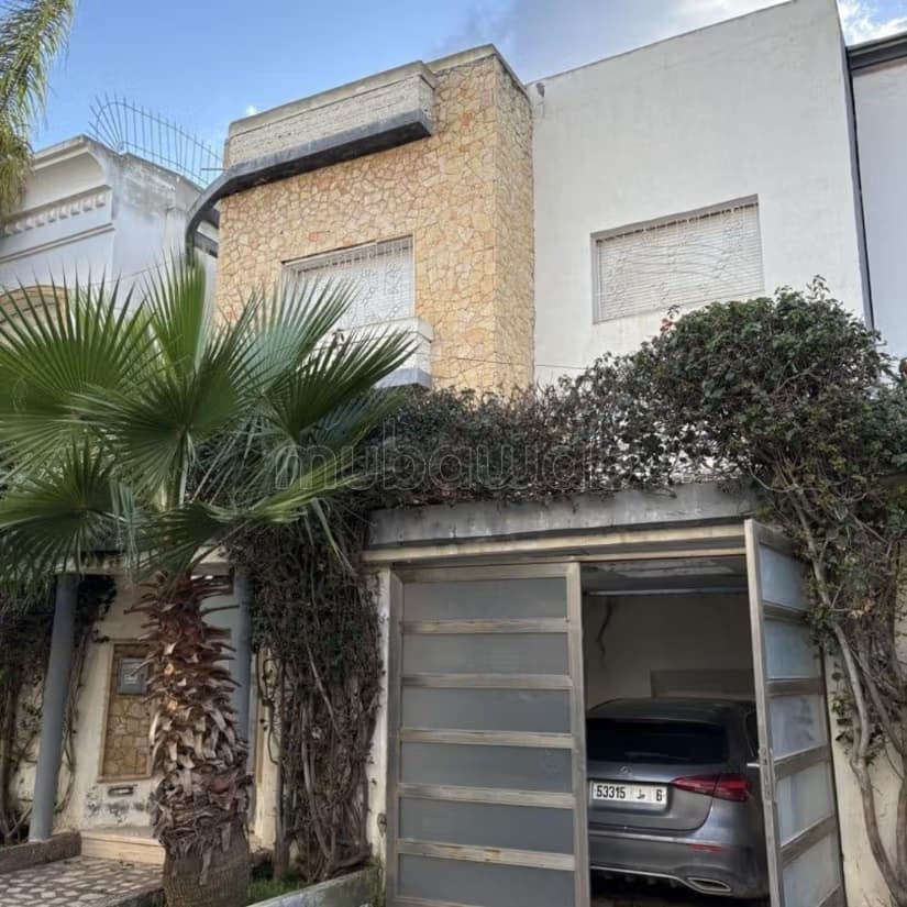 Villa à Louer à Sidi Maarouf