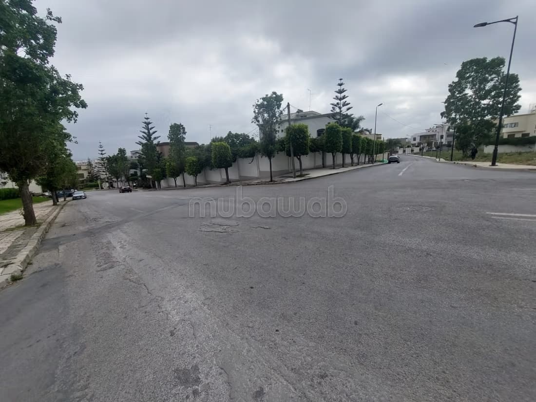 Opportunité rare Terrain titré à vendre à Moujahid